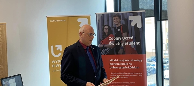 Zdolny Uczeń - Świetny Student